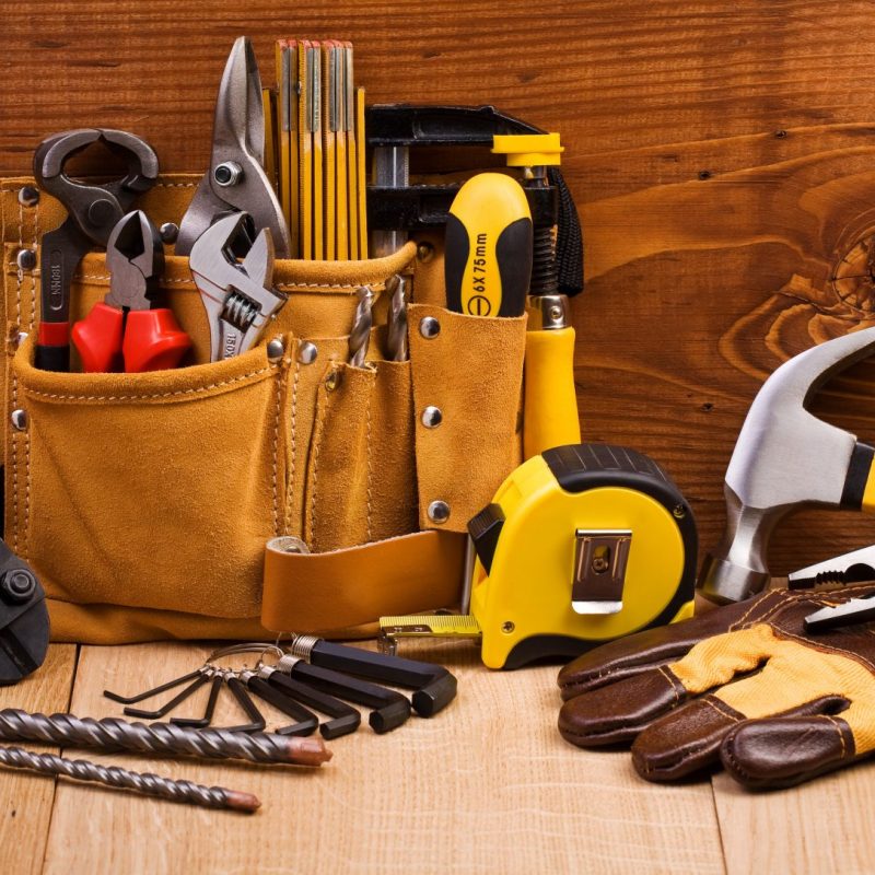 Hand & Power Tools